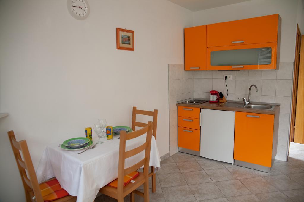 Apartments Baricevic ボル エクステリア 写真